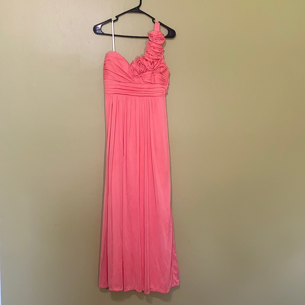 Women’s (Junior) One-Shoulder Prom Dress. Size 7.